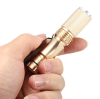 CREE XPE-Q5 7W m. Zoom