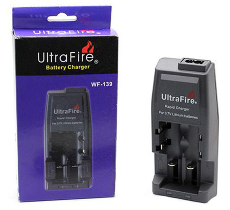 Ultrafire lader til Lithium-batterier