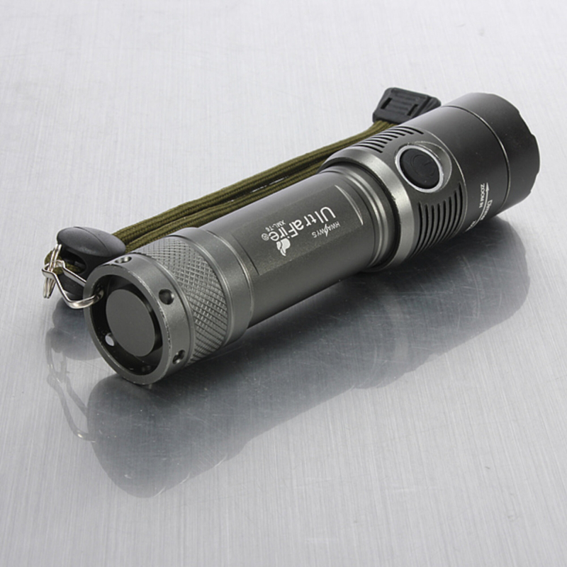 UltraFire SB XML-T6 2000lm CREE zoom lommelygte