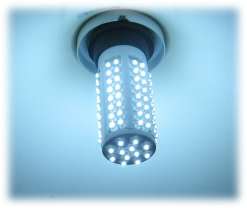 LED E27 Pære, 7.0W