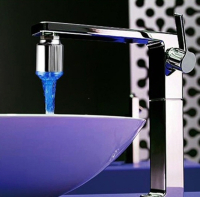 3-farvet LED vandhane