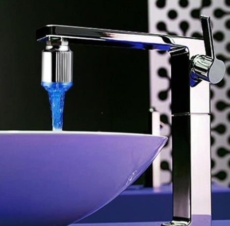 3-farvet LED vandhane