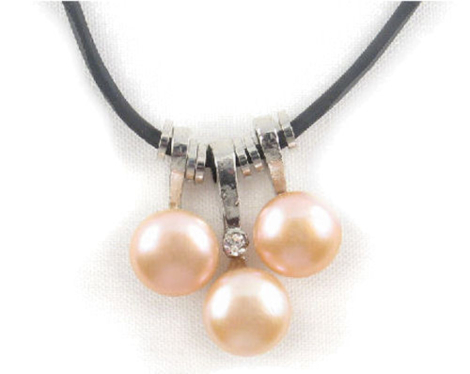 Perle Halskæde, Rosa