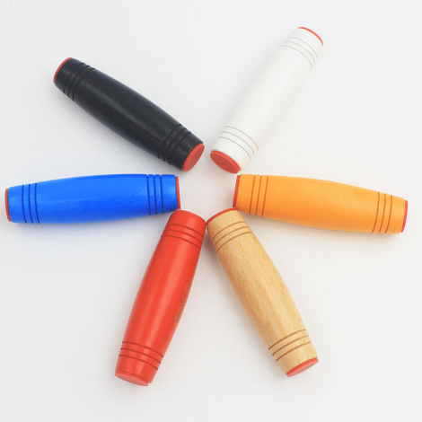 MOKURU Tumler i træ, sort