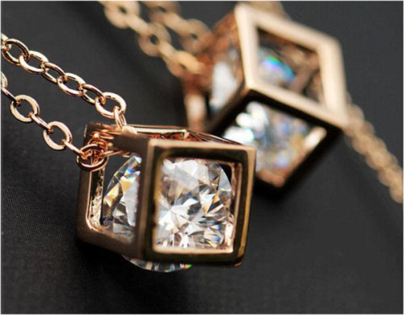 Terning m. indlagt Zirconium