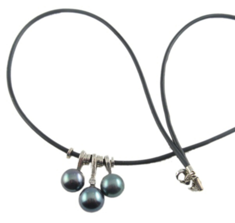 Perle Halskæde, Sort