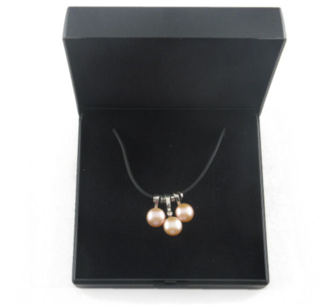 Perle Halskæde, Sort