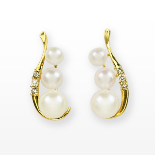 Akoya Perle Øreringe m. Diamanter