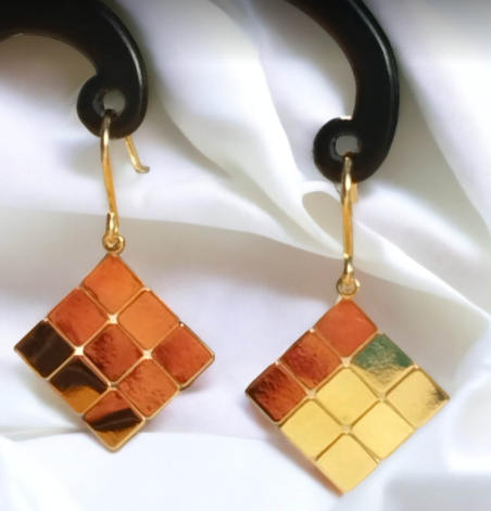 Dangling Earrings Gold